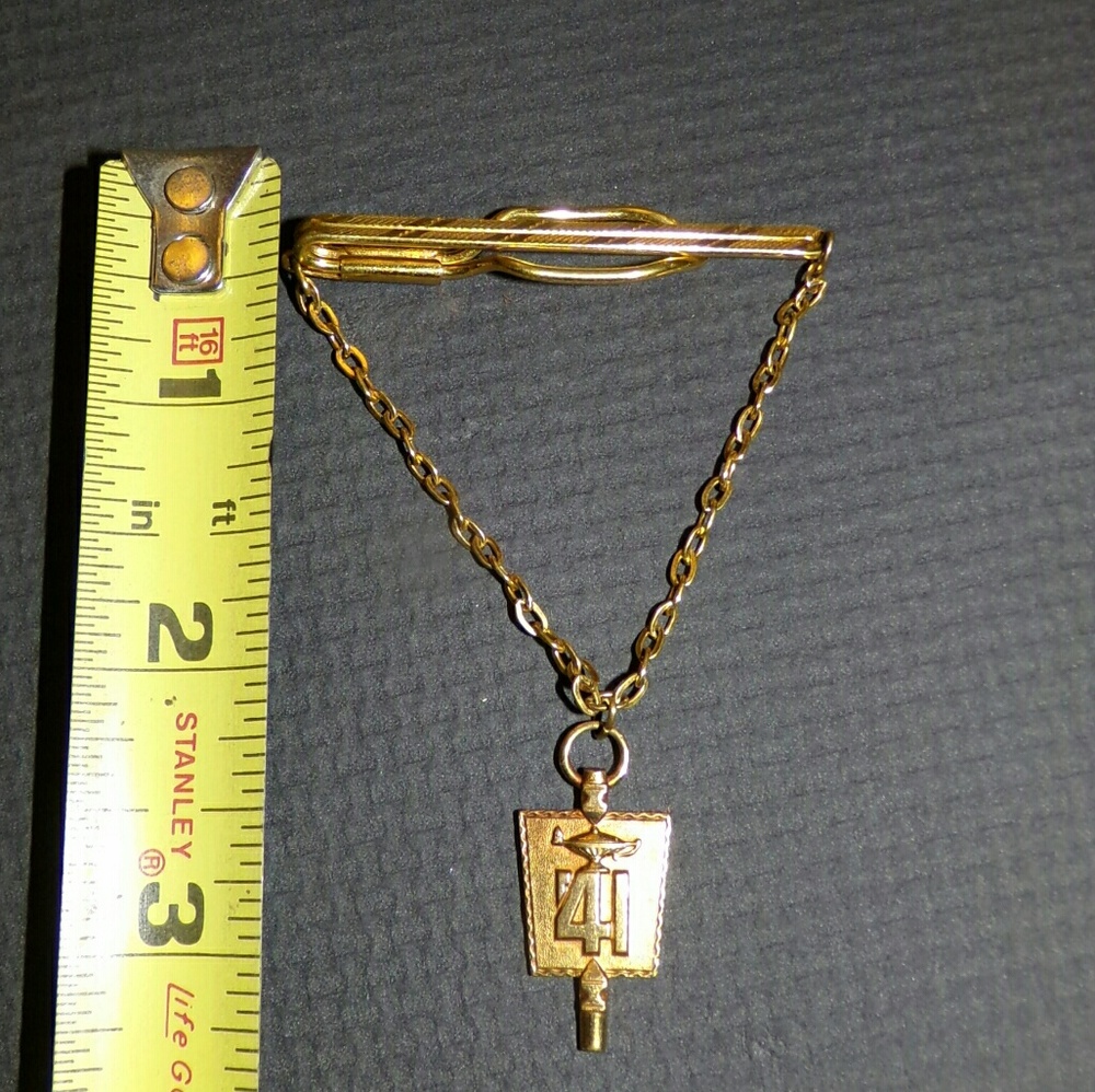 Vintage mens tie clasp 1941